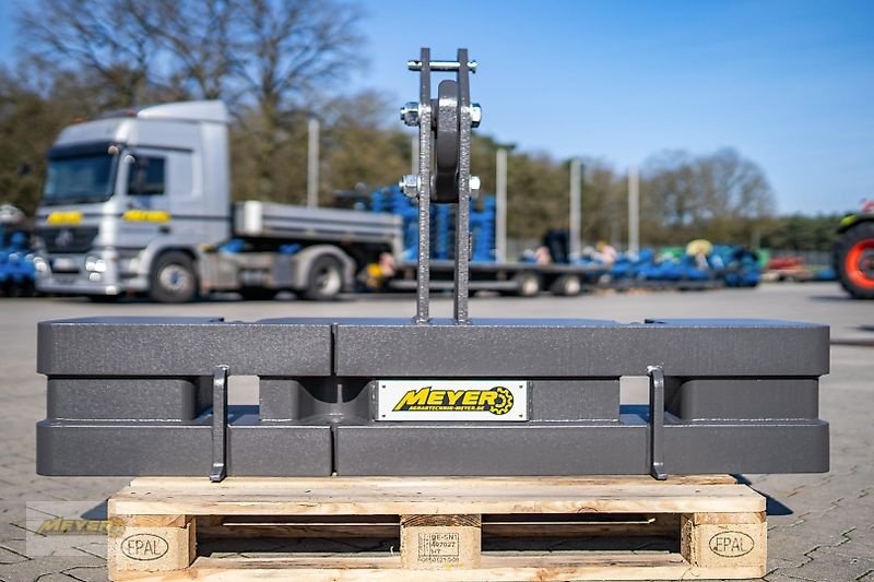 Frontgewicht des Typs Meyer Agrartechnik KB 120 Frontgewicht, Neumaschine in Andervenne (Bild 2)