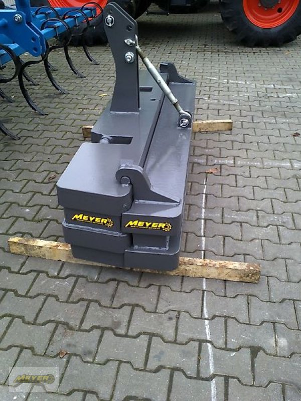Frontgewicht des Typs Meyer Agrartechnik KB 145 Frontgewicht, Neumaschine in Andervenne (Bild 8)
