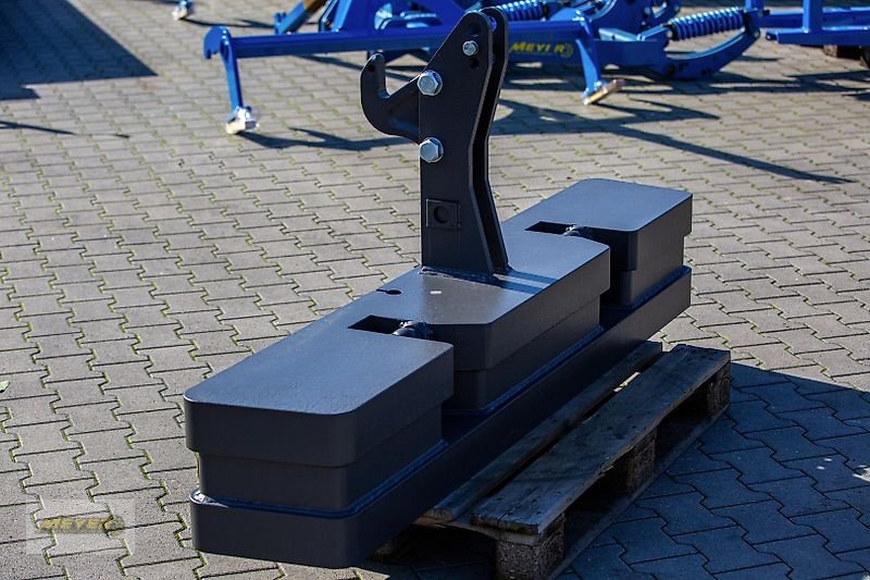 Frontgewicht des Typs Meyer Agrartechnik KB 145 Frontgewicht ohne Beleuchtung, Neumaschine in Andervenne (Bild 4)