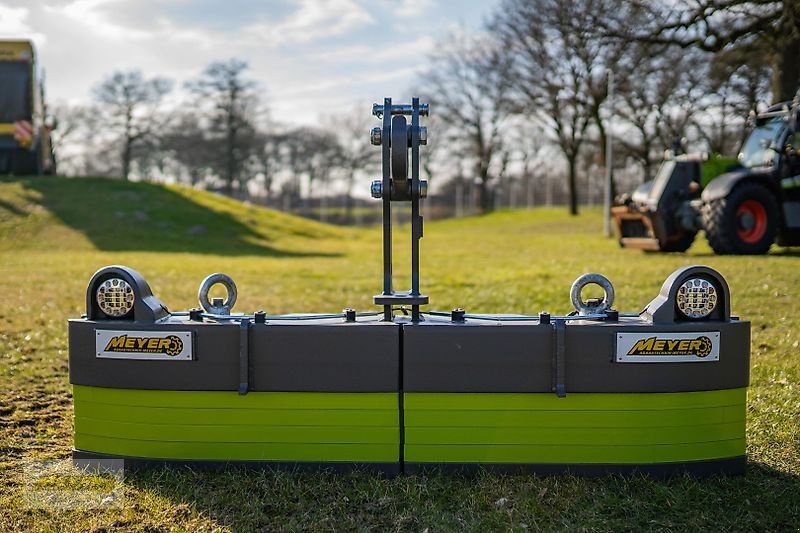 Sonstiges Traktorzubehör des Typs Meyer Agrartechnik UF 800 ZG Frontgewicht, Neumaschine in Andervenne (Bild 8)
