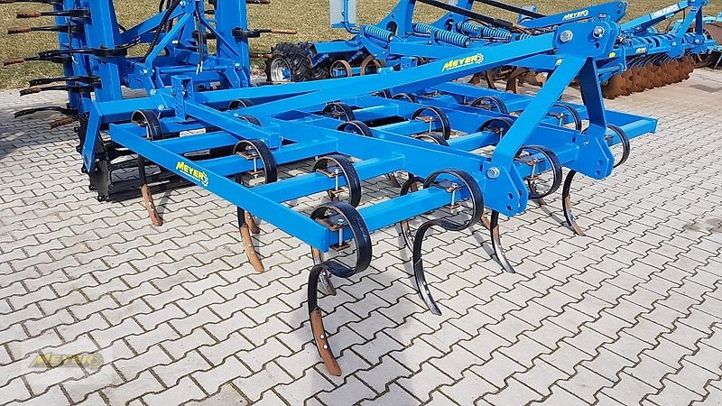 Grubber des Typs Meyer Agrartechnik GF 3002, Neumaschine in Andervenne (Bild 2)