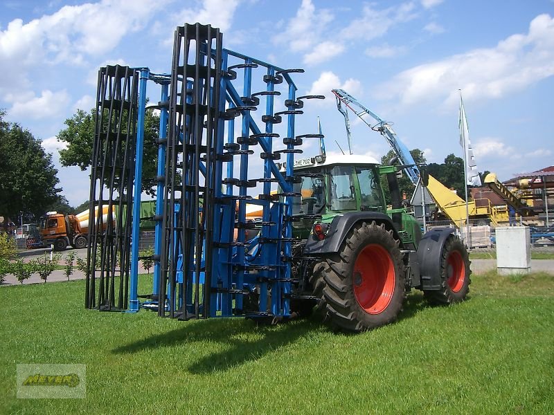 Grubber des Typs WM Meyer GF 7502, Neumaschine in Andervenne (Bild 10)