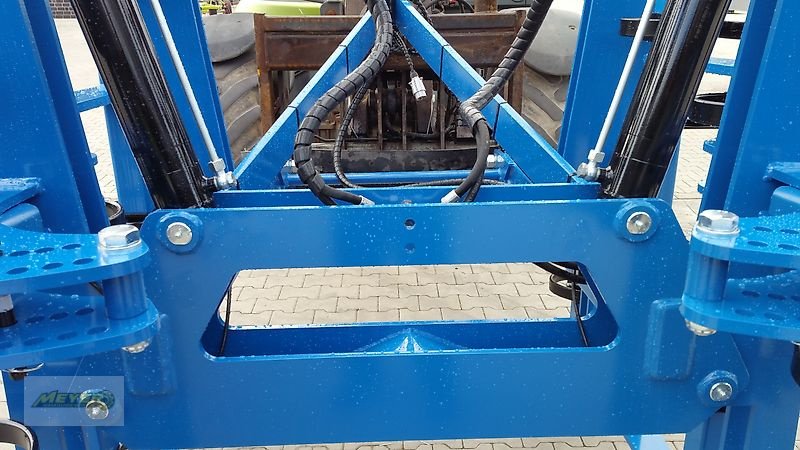 Grubber des Typs WM Meyer GF 5002, Neumaschine in Andervenne (Bild 14)