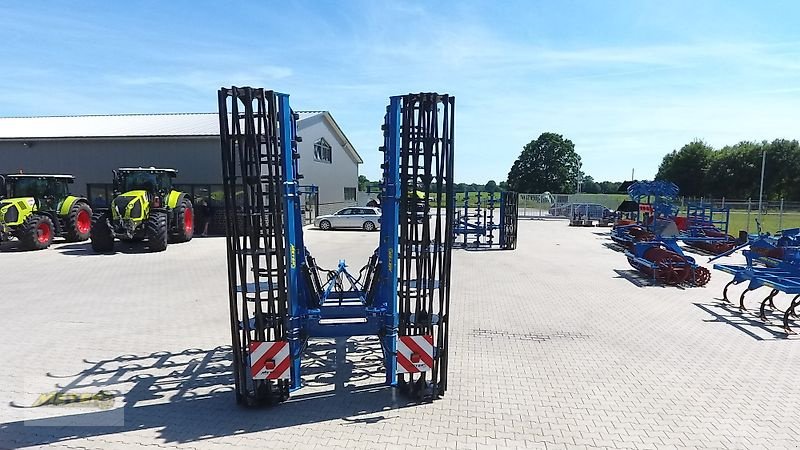 Grubber des Typs WM Meyer GFH 7500, Neumaschine in Andervenne (Bild 15)