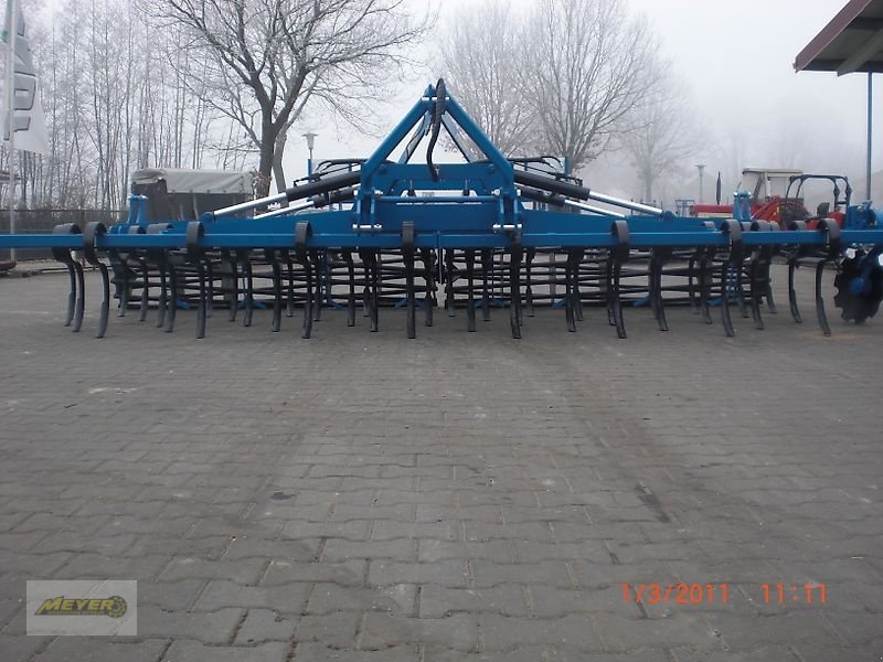 Grubber des Typs WM Meyer GFH 6000, Neumaschine in Andervenne (Bild 3)