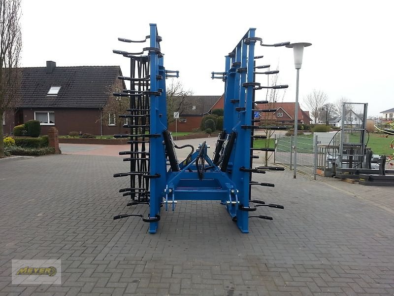 Grubber des Typs WM Meyer GFH 6000, Neumaschine in Andervenne (Bild 9)