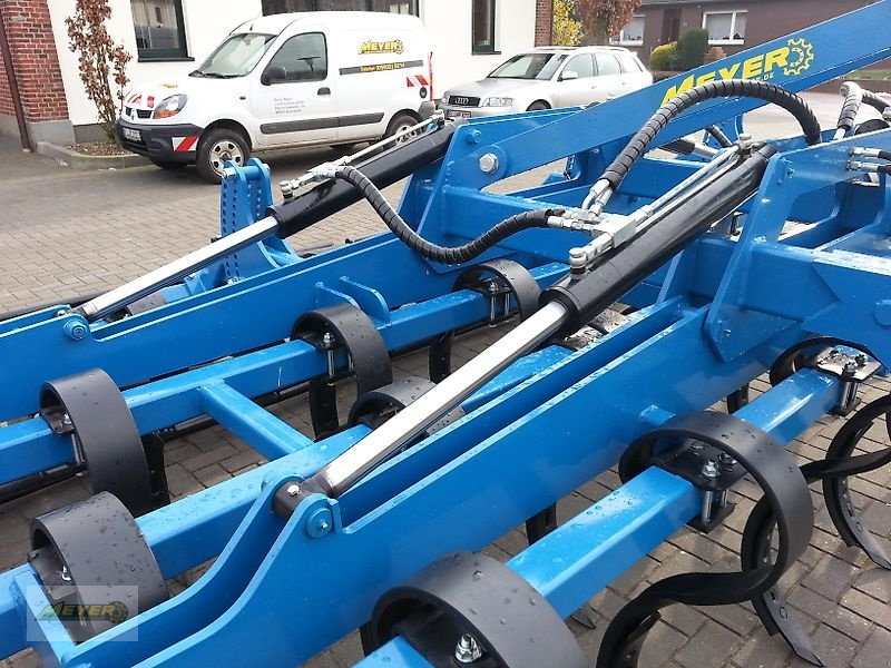 Grubber des Typs WM Meyer GFM 5000, Neumaschine in Andervenne (Bild 12)