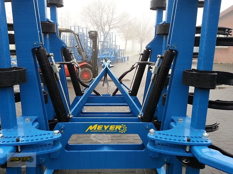 Grubber des Typs WM Meyer GFM 6000, Neumaschine in Andervenne (Bild 20)