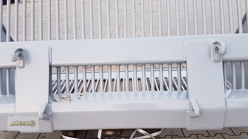 Frontladerzubehör des Typs WM Meyer KK 2200 Profiline mit Aufsatz Kartoffelkorb/Siebschaufel/Schaufel, Neumaschine in Andervenne (Bild 12)