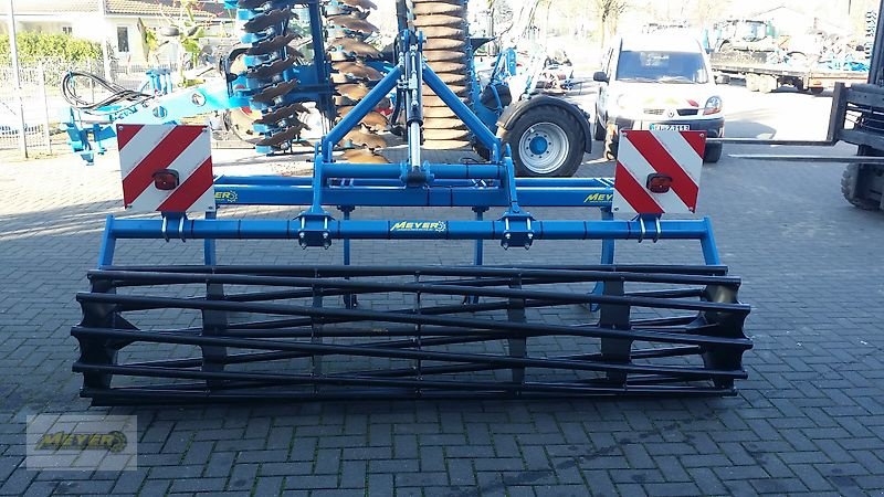 Tiefenlockerer des Typs Meyer Agrartechnik Untergrundhaken UH4, Neumaschine in Andervenne (Bild 8)