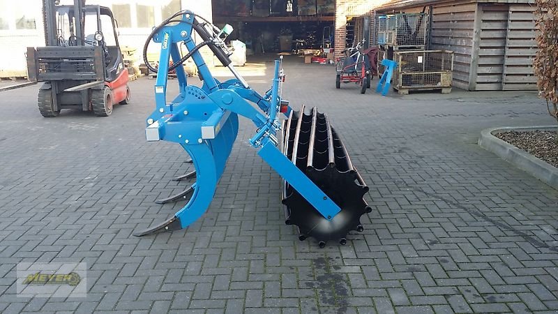 Tiefenlockerer des Typs WM Meyer Untergrundhaken UH4, Neumaschine in Andervenne (Bild 7)