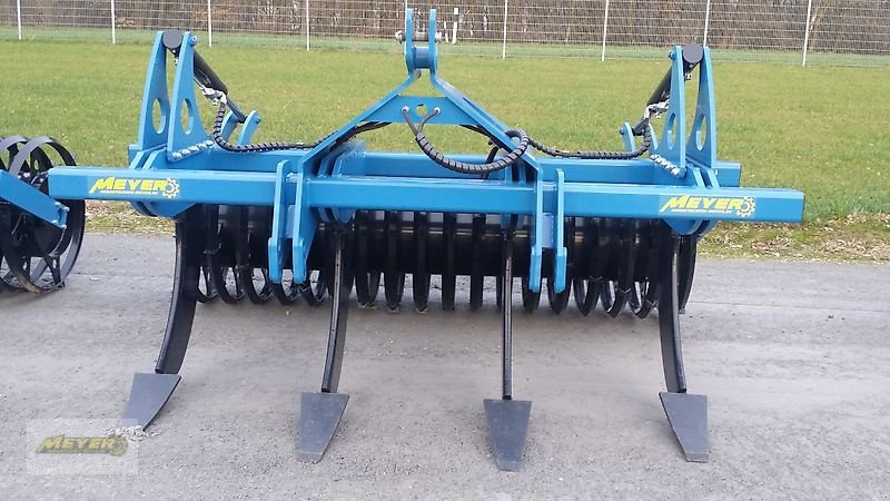 Tiefenlockerer des Typs Meyer Agrartechnik Untergrundhaken UH4 Maxi, Neumaschine in Andervenne (Bild 16)