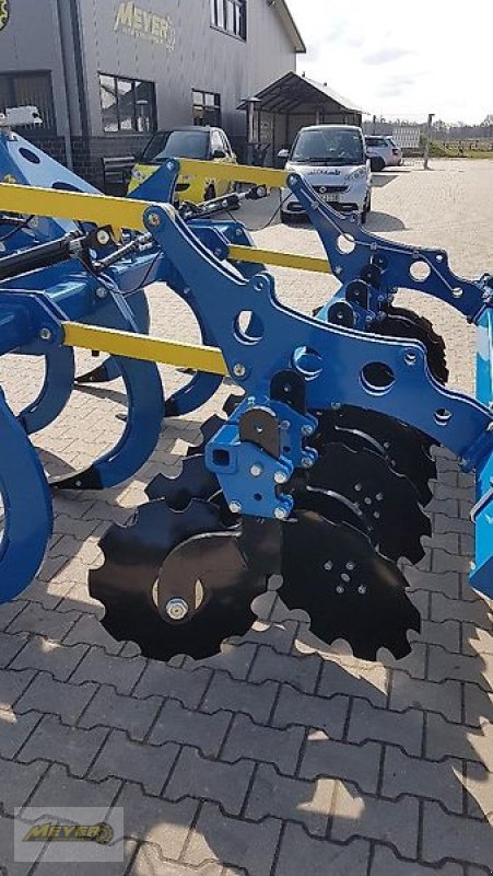 Tiefenlockerer des Typs Meyer Agrartechnik SZ 3000 XXL Sauzahn, Neumaschine in Andervenne (Bild 20)