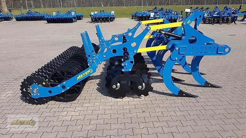 Tiefenlockerer des Typs Meyer Agrartechnik SZ 3000 XXL Sauzahn, Neumaschine in Andervenne (Bild 15)