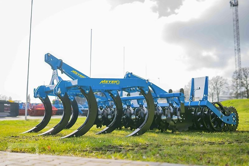 Tiefenlockerer des Typs Meyer Agrartechnik SZ 3000, Neumaschine in Andervenne (Bild 3)