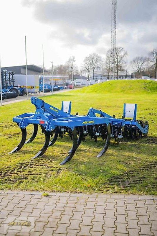 Tiefenlockerer des Typs Meyer Agrartechnik SZ 3000, Neumaschine in Andervenne (Bild 8)
