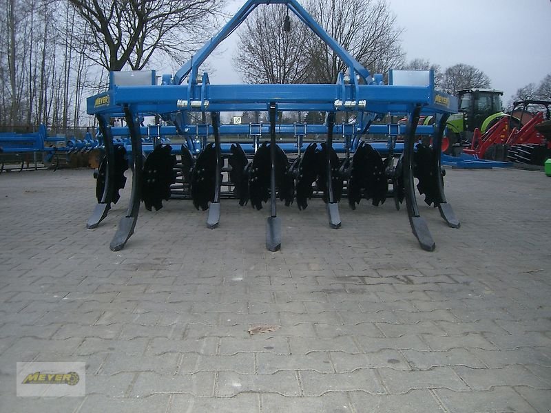 Tiefenlockerer des Typs Meyer Agrartechnik SZ 3000, Neumaschine in Andervenne (Bild 23)