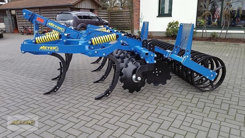 Tiefenlockerer des Typs Meyer Agrartechnik SZ 3000, Neumaschine in Andervenne (Bild 10)