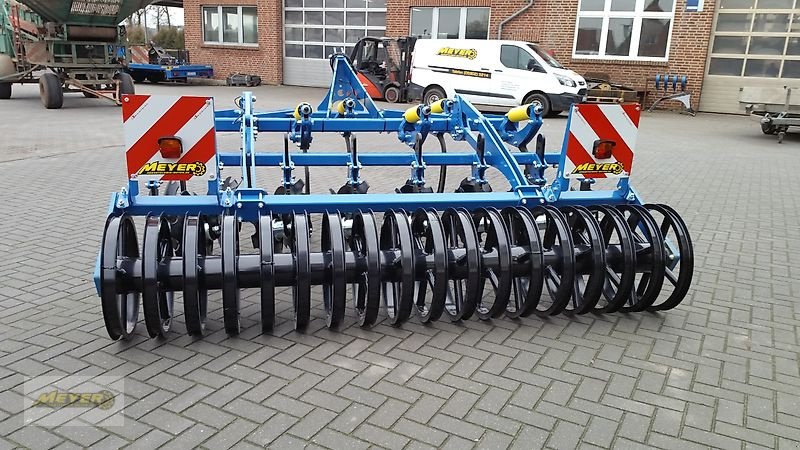Tiefenlockerer des Typs Meyer Agrartechnik SZ 3000, Neumaschine in Andervenne (Bild 13)