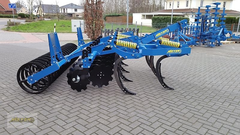 Tiefenlockerer des Typs WM Meyer SZ 3000, Neumaschine in Andervenne (Bild 1)