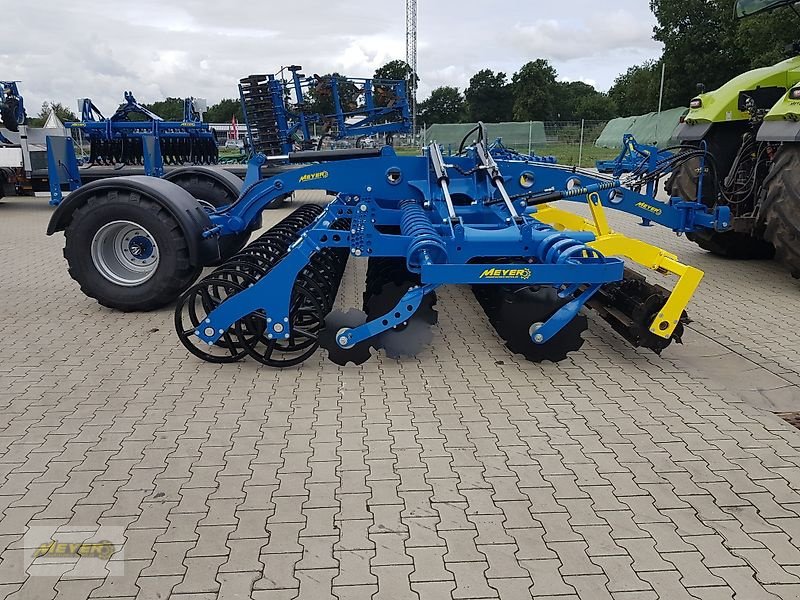 Kurzscheibenegge des Typs Meyer Agrartechnik KSE 6000 F Doppel U-Walze, Neumaschine in Andervenne (Bild 19)