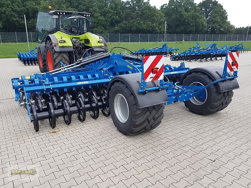 Kurzscheibenegge des Typs Meyer Agrartechnik KSE 6000 F Doppel U-Walze, Neumaschine in Andervenne (Bild 11)