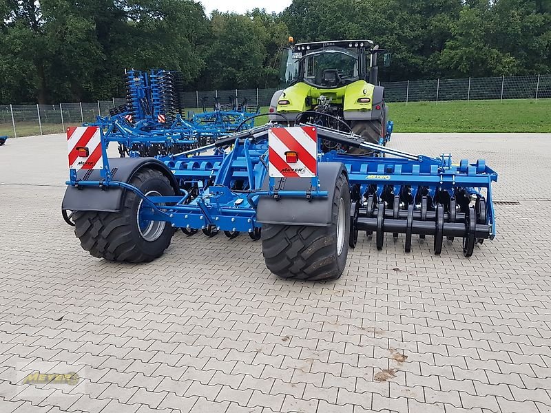 Kurzscheibenegge des Typs Meyer Agrartechnik KSE 6000 F Doppel U-Walze, Neumaschine in Andervenne (Bild 22)