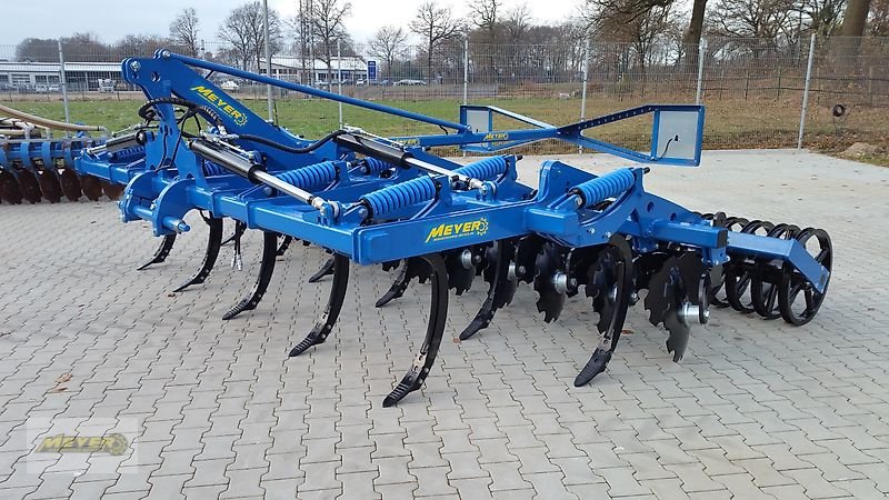 Tiefenlockerer des Typs WM Meyer SZ 5000 Sauzahn, Neumaschine in Andervenne (Bild 10)