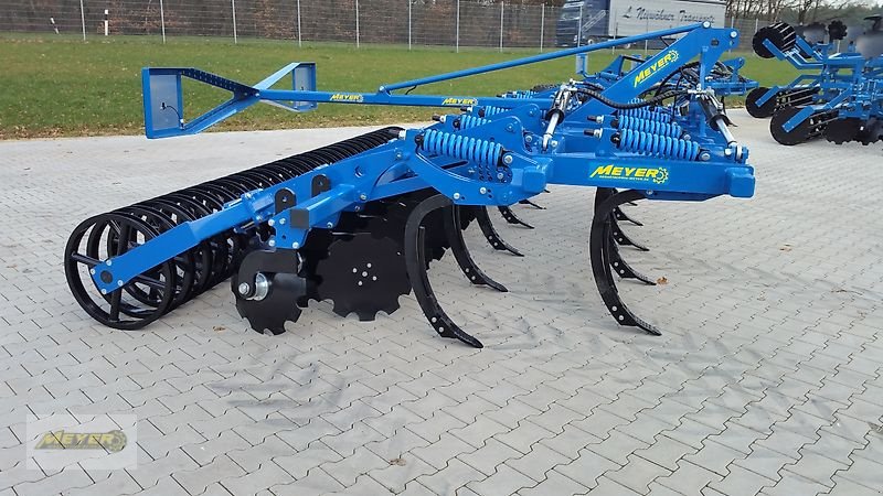 Tiefenlockerer des Typs WM Meyer SZ 5000 Sauzahn, Neumaschine in Andervenne (Bild 1)