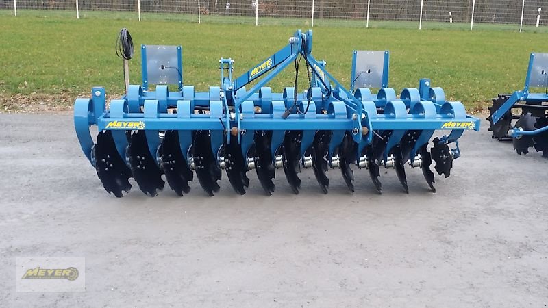 Kurzscheibenegge des Typs Meyer Agrartechnik KSE 3000, Neumaschine in Andervenne (Bild 3)