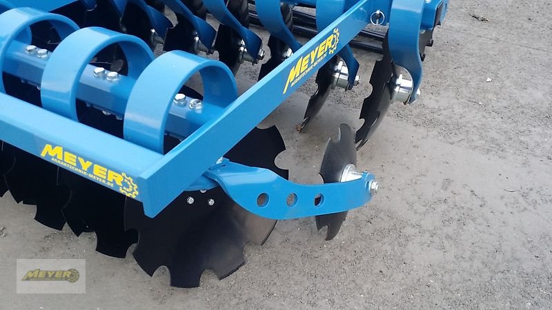 Kurzscheibenegge des Typs Meyer Agrartechnik KSE 3000, Neumaschine in Andervenne (Bild 4)
