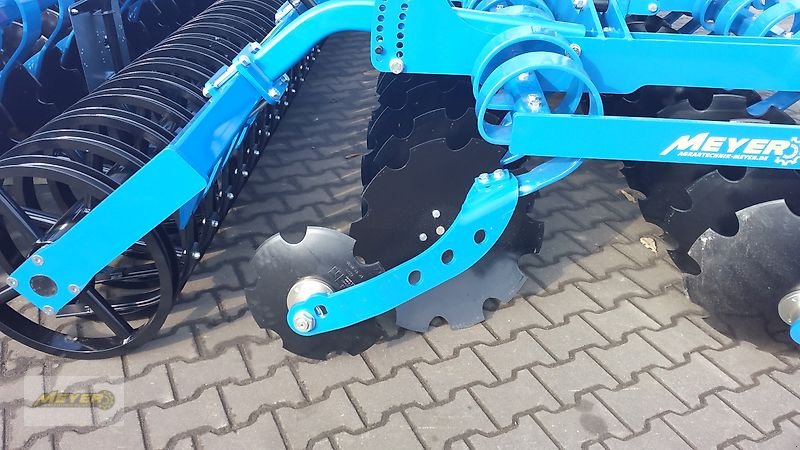 Kurzscheibenegge des Typs Meyer Agrartechnik KSE 4750, Neumaschine in Andervenne (Bild 20)