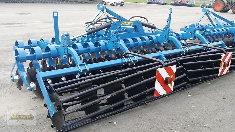 Kurzscheibenegge des Typs Meyer Agrartechnik KSE 4750, Neumaschine in Andervenne (Bild 24)