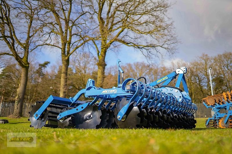 Kurzscheibenegge des Typs Meyer Agrartechnik KSE 4750, Neumaschine in Andervenne (Bild 8)