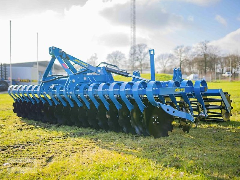 Kurzscheibenegge des Typs Meyer Agrartechnik KSE 4750, Neumaschine in Andervenne (Bild 1)