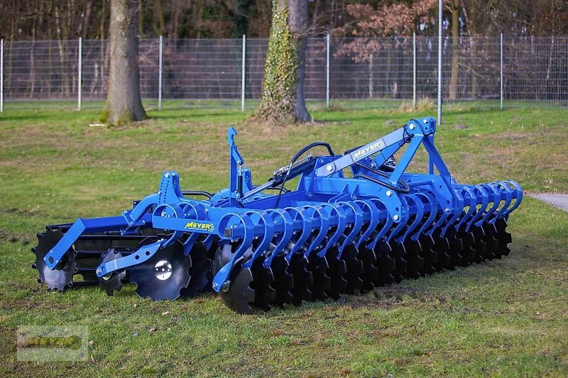 Kurzscheibenegge des Typs Meyer Agrartechnik KSE 4750, Neumaschine in Andervenne (Bild 10)