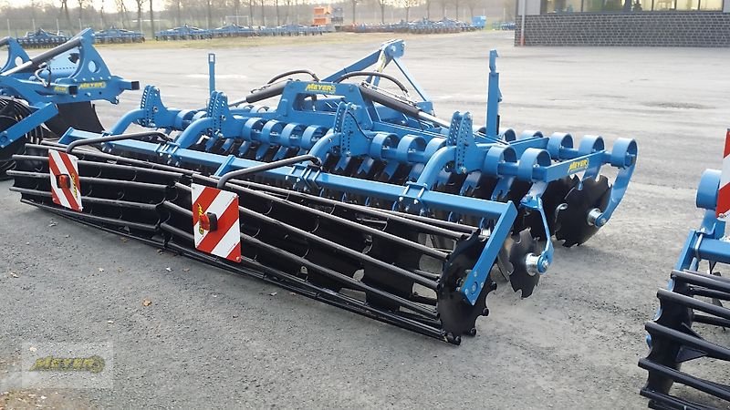 Kurzscheibenegge des Typs Meyer Agrartechnik KSE 4750, Neumaschine in Andervenne (Bild 18)