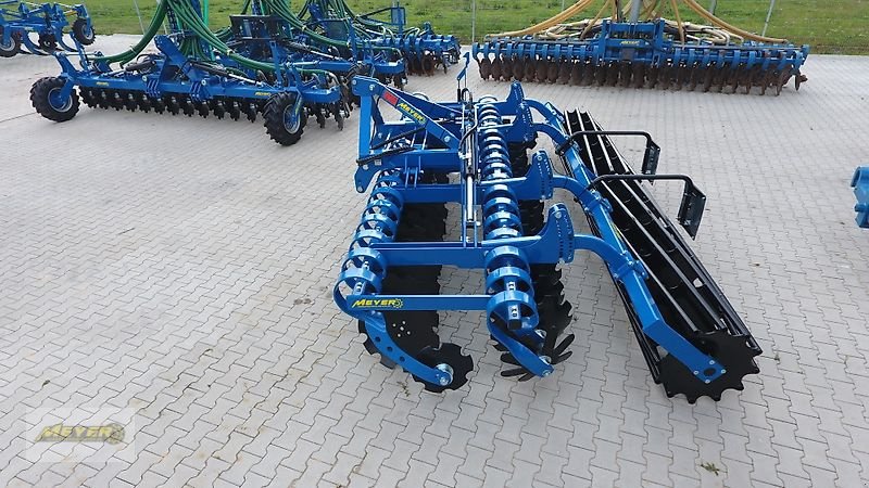 Kurzscheibenegge des Typs Meyer Agrartechnik KSE 4750, Neumaschine in Andervenne (Bild 3)