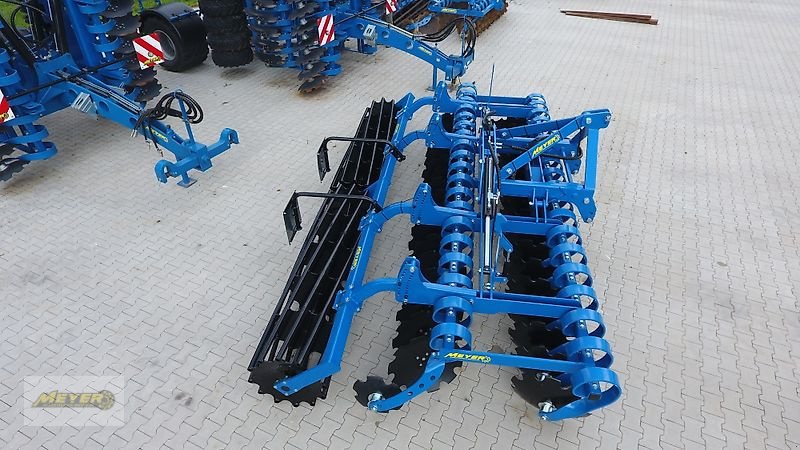 Kurzscheibenegge des Typs WM Meyer KSE 4750, Neumaschine in Andervenne (Bild 8)