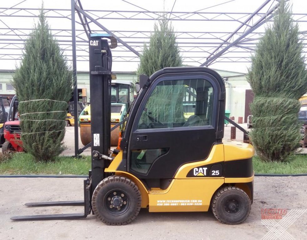 Gabelstapler des Typs Caterpillar DP25N,  in Харків (Bild 2)
