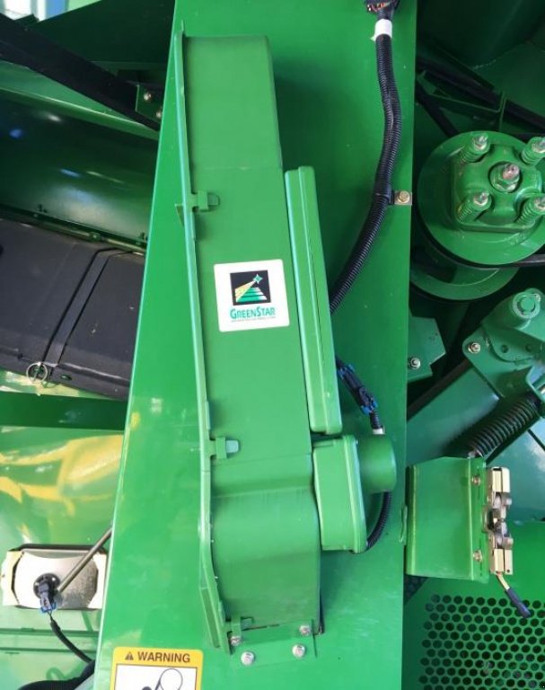 Oldtimer-Mähdrescher des Typs John Deere 9650 STS, Neumaschine in Київ (Bild 8)