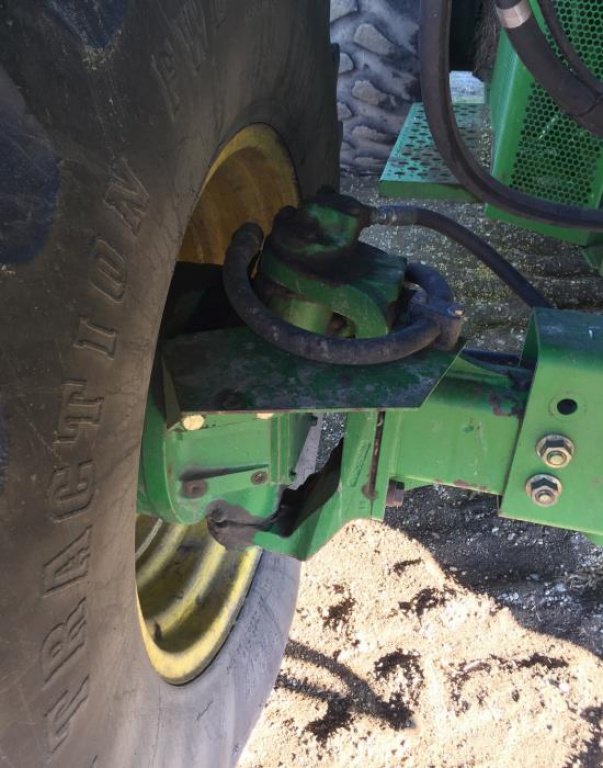 Oldtimer-Mähdrescher des Typs John Deere 9650 STS, Neumaschine in Київ (Bild 9)