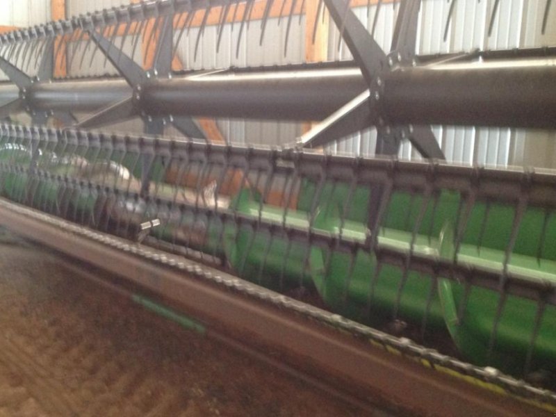 Schneidwerk des Typs John Deere 925F,  in Київ (Bild 1)