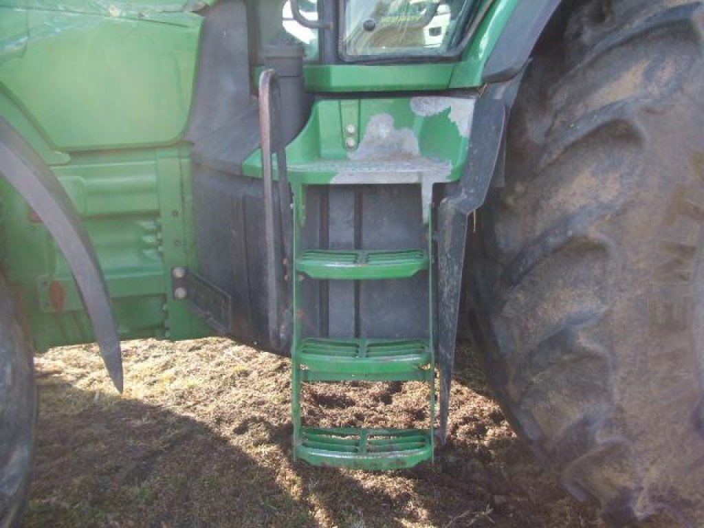 Oldtimer-Traktor des Typs John Deere 8430, Neumaschine in Київ (Bild 6)