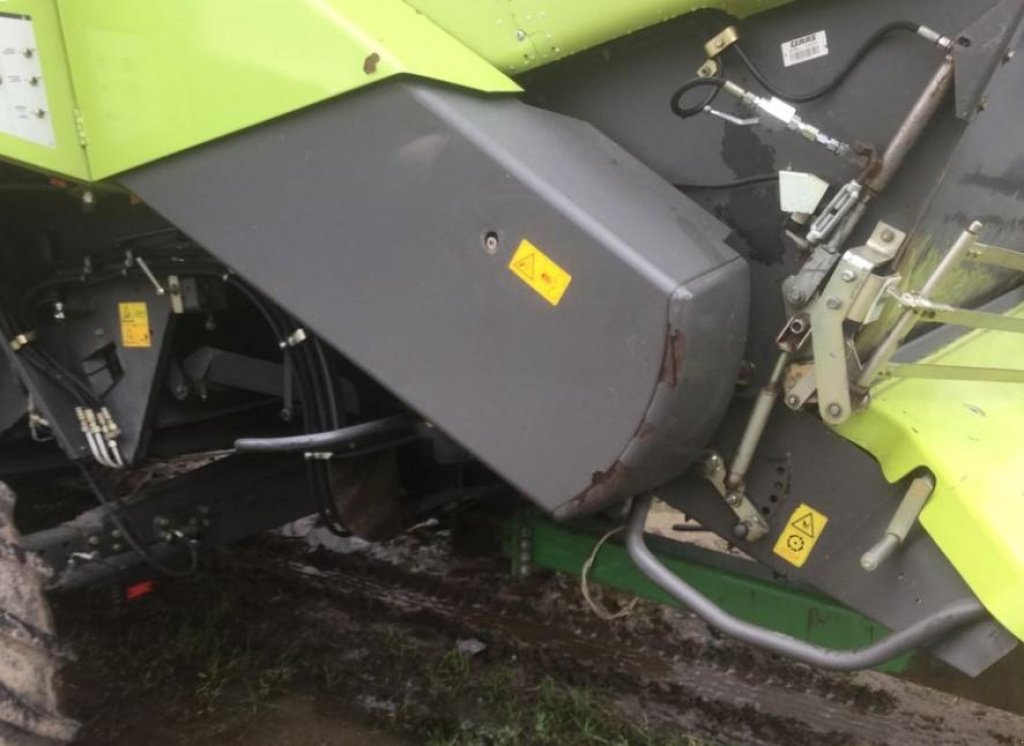 Oldtimer-Mähdrescher des Typs CLAAS Lexion 550, Neumaschine in Пролиски (Bild 4)