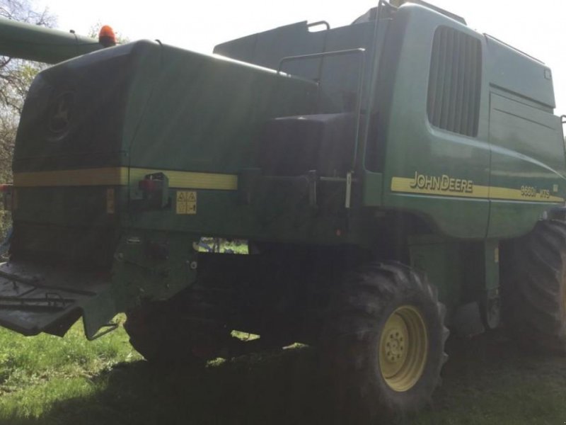 Oldtimer-Mähdrescher des Typs John Deere 9660 WTS, Neumaschine in Пролиски (Bild 1)