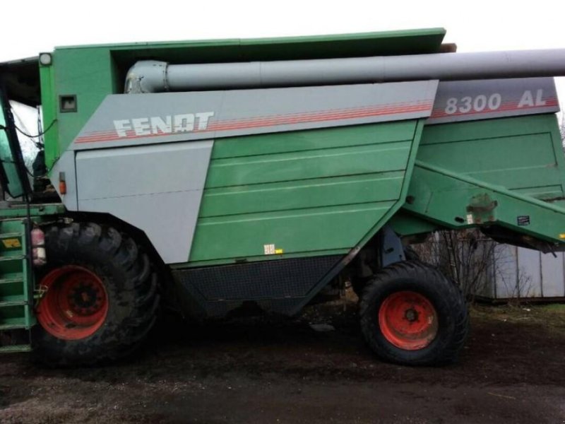Oldtimer-Mähdrescher des Typs Fendt 8300 AL, Neumaschine in Варва (Bild 1)