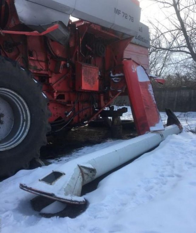 Oldtimer-Mähdrescher des Typs Massey Ferguson 7276, Neumaschine in Варва (Bild 4)