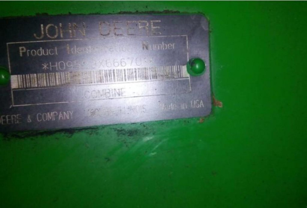 Oldtimer-Mähdrescher des Typs John Deere 9500, Neumaschine in Кіровоград (Bild 7)