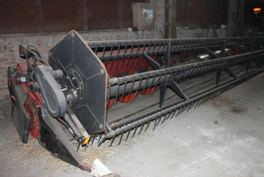 Schneidwerk des Typs Case IH 1020,  in Кіровоград (Bild 1)